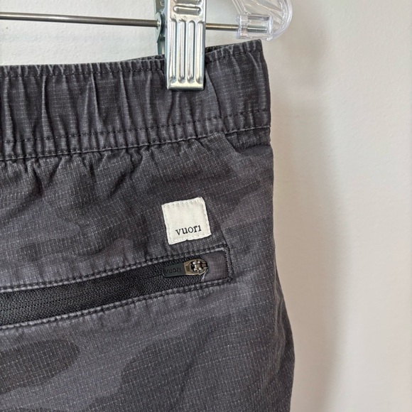 Vuori Camo Ripstop Shorts Size S - Picture 9 of 9
